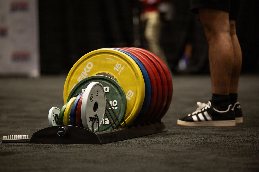 Team Marine Corps Opens Warrior Games with Powerlifting
