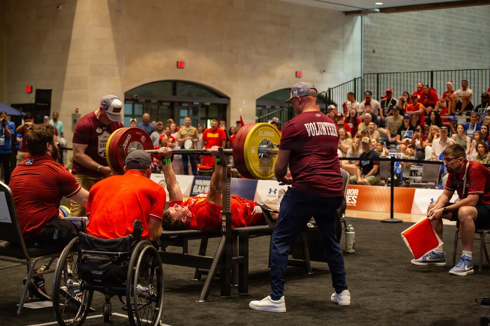 Team Marine Corps Opens Warrior Games with Powerlifting