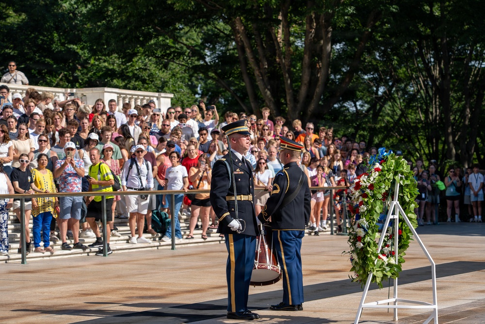 Army 251st Birthday Wreath Laying