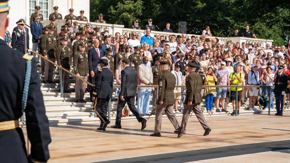 Army 251st Birthday Wreath Laying