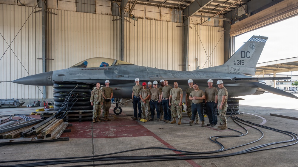 113th MXS conducts F-16 recovery training