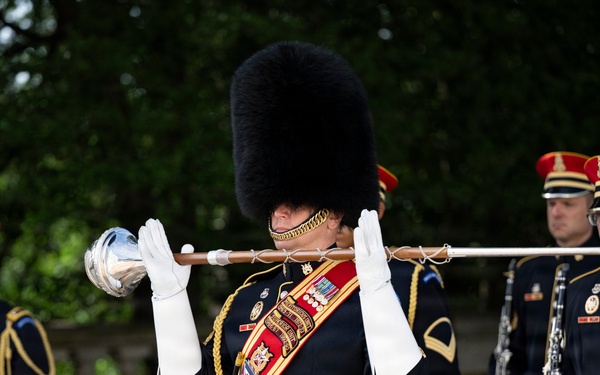 An Army Full Honors Wreath-Laying Ceremony is Conducted at the Tomb of the Unknown Soldier in Honor of the U.S. Army's 251st Birthday