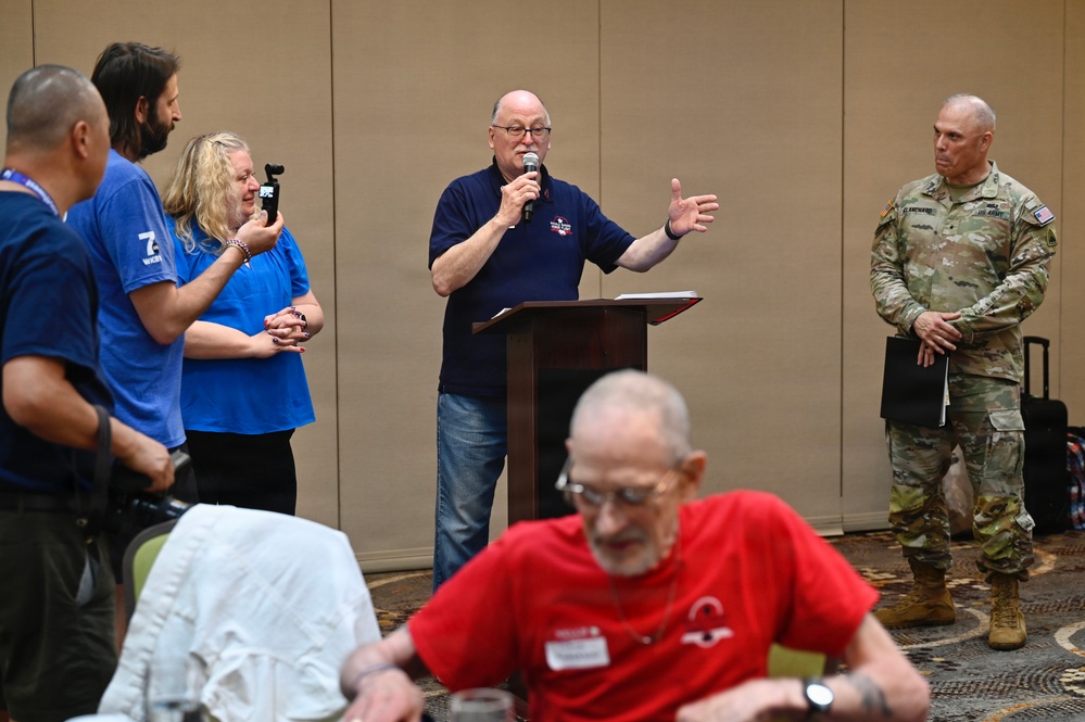 DCNG CG Serves As Keynote Speaker for Buffalo-Niagara Honor Flight 10th Anniversary Mission