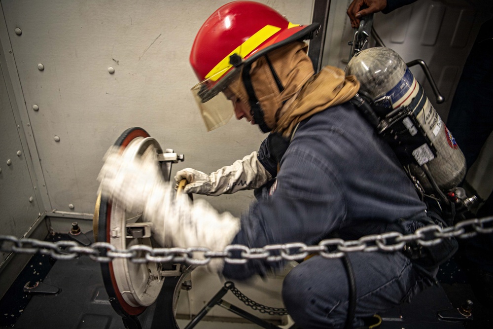 USS Gridley Conducts Damage Control Training