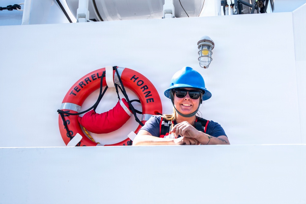 Coast Guard Participates in LA Fleet Week 2026