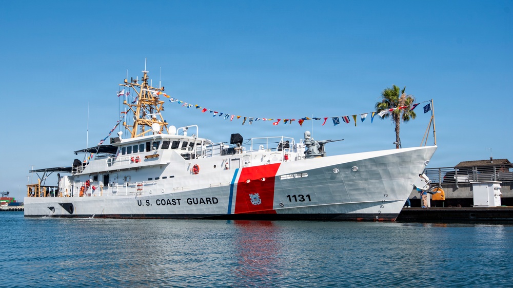 Coast Guard Participates in LA Fleet Week 2026
