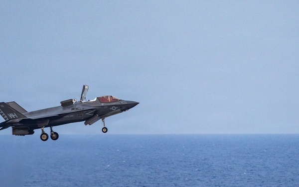 26th Marine Expeditionary Unit’s Type Commander's Amphibious Training | F-35B Lightning II Carrier Qualification