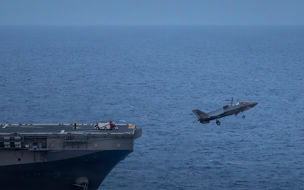 26th Marine Expeditionary Unit’s Type Commander's Amphibious Training | F-35B Lightning II Carrier Qualification