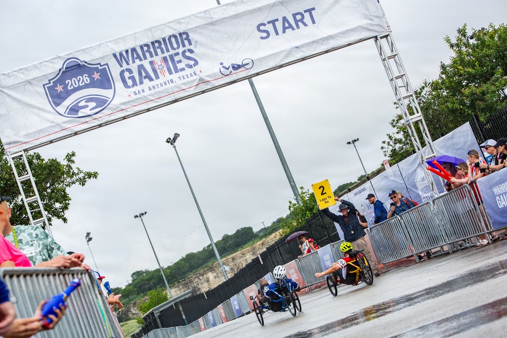 Team Marine Corps Takes on Warrior Games Cycling