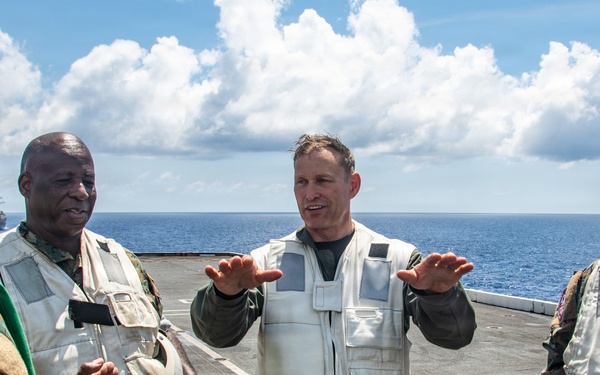 Bahamas Government and Military leaders Visit USS Nimitz