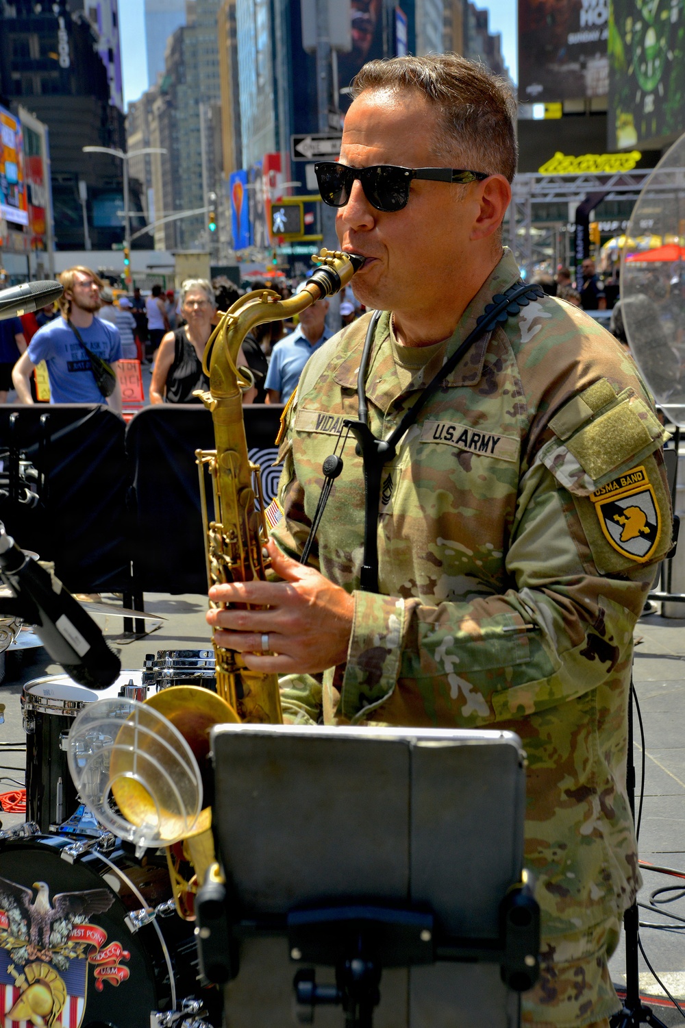 Army Celebrates 251st Birthday in Times Square