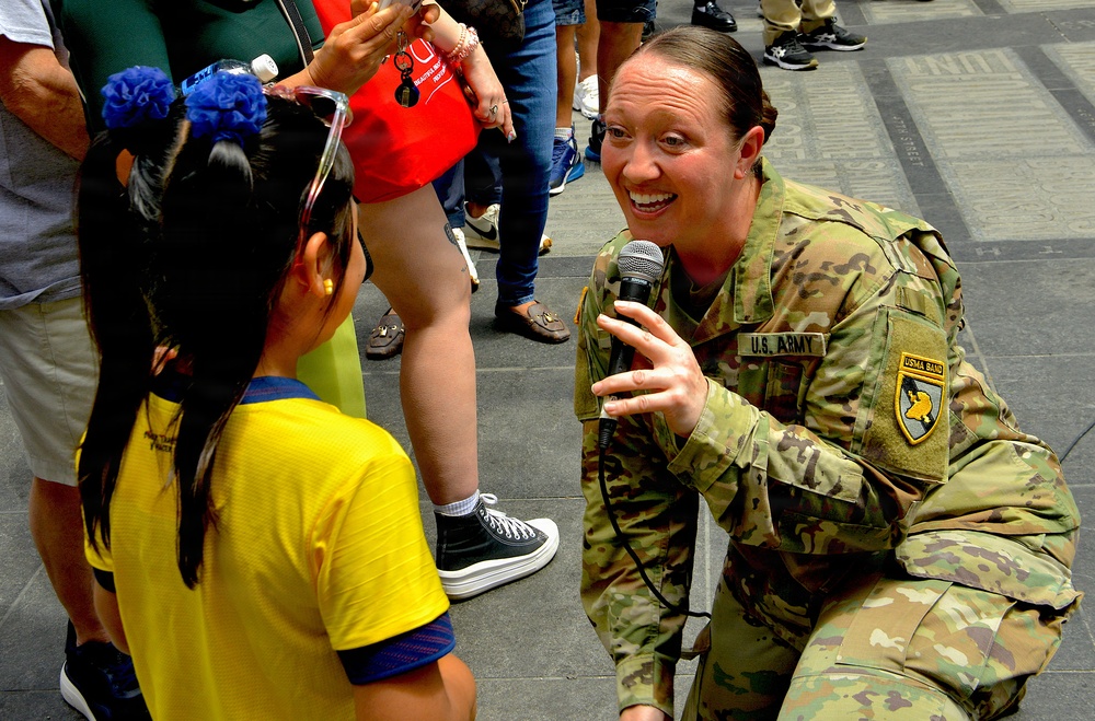 Army Celebrates 251st Birthday in Times Square