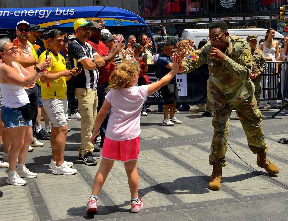 Army Celebrates 251st Birthday in Times Square
