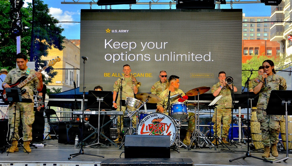 Soldiers Connect with Community in East Harlem