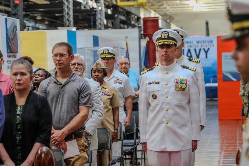 NAVFAC Washington Operations Officer Cmdr. Christopher Fairfield Retires After Distinguished 22-Year Naval Career; Honored with Meritorious Service Medal