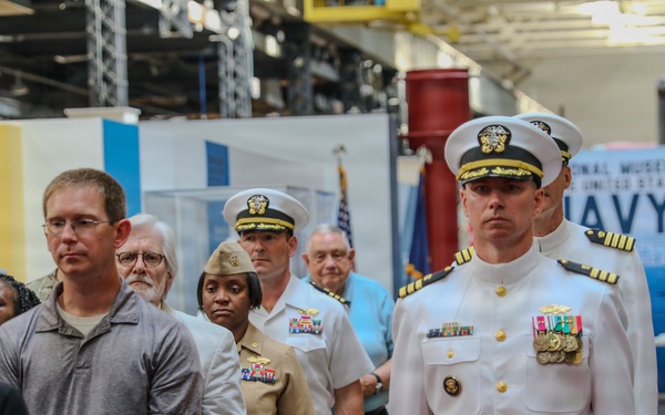 NAVFAC Washington Operations Officer Cmdr. Christopher Fairfield Retires After Distinguished 22-Year Naval Career; Honored with Meritorious Service Medal