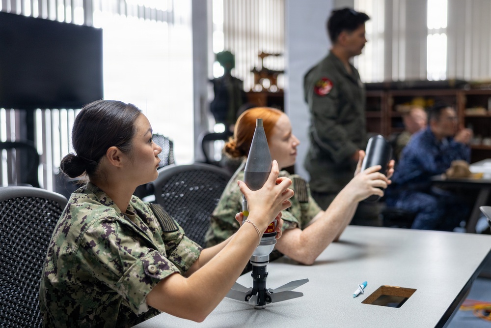 U.S. Naval Academy midshipmen tour MCAS Iwakuni