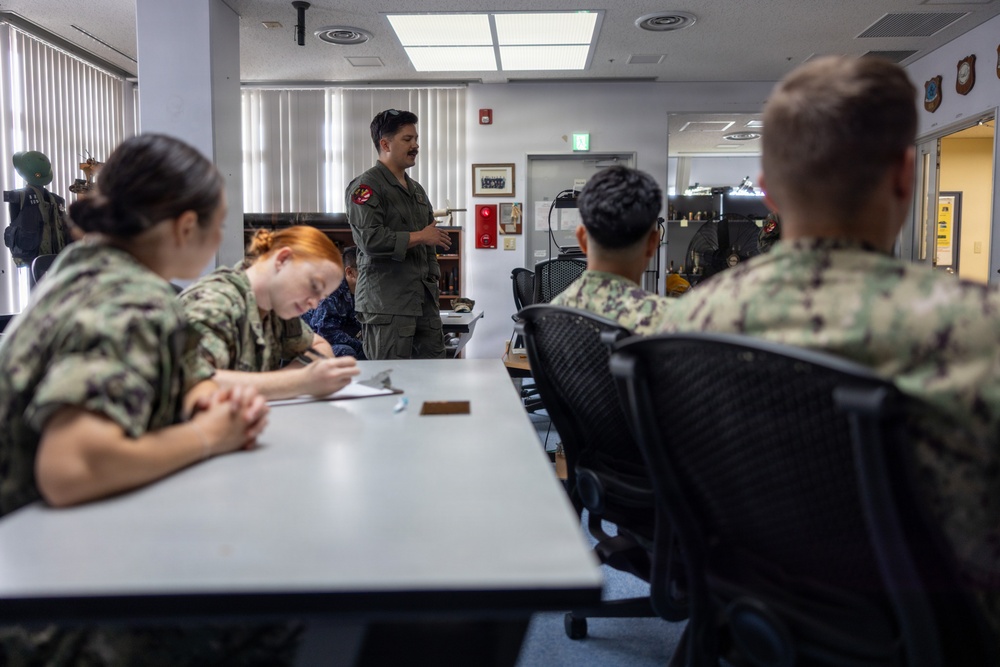 U.S. Naval Academy midshipmen tour MCAS Iwakuni
