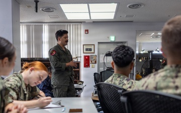 U.S. Naval Academy midshipmen tour MCAS Iwakuni