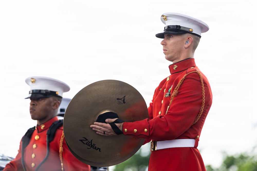 “The Commandant’s Own” Performs at UFC Freedom 250 Fan Fest