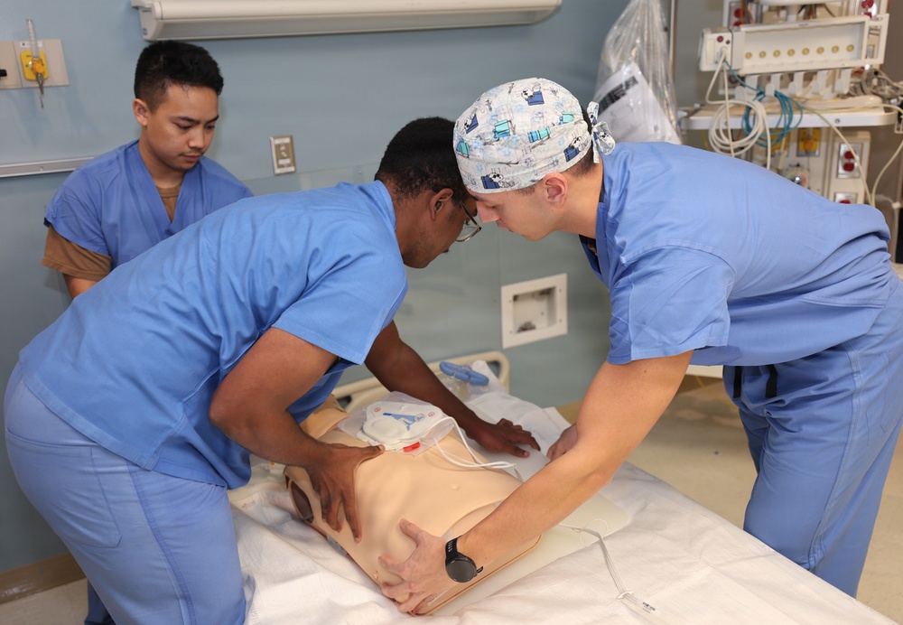 USNH Guam ICU participates in Code Blue drill