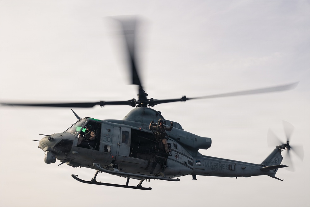 31st MEU | USS New Orleans flight operations