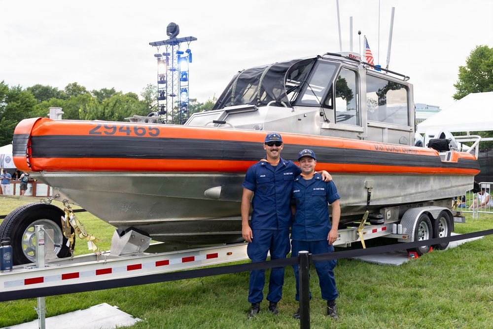 Military Equipment Showcase Connects Services with UFC Freedom 250 Attendees