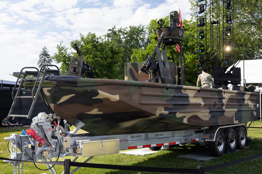 Military Equipment Showcase Connects Services with UFC Freedom 250 Attendees
