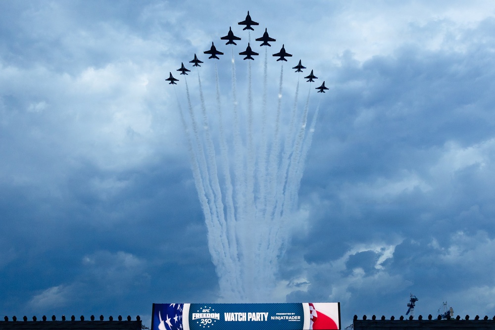 Blue Angels, Thunderbirds Fly Super Delta Over UFC Freedom 250