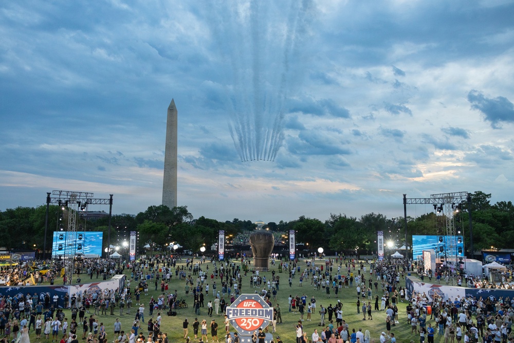 Blue Angels, Thunderbirds Fly Super Delta Over UFC Freedom 250