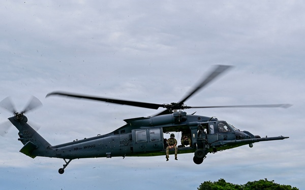 CMSSF tour Okinawa installations, highlights joint force integration