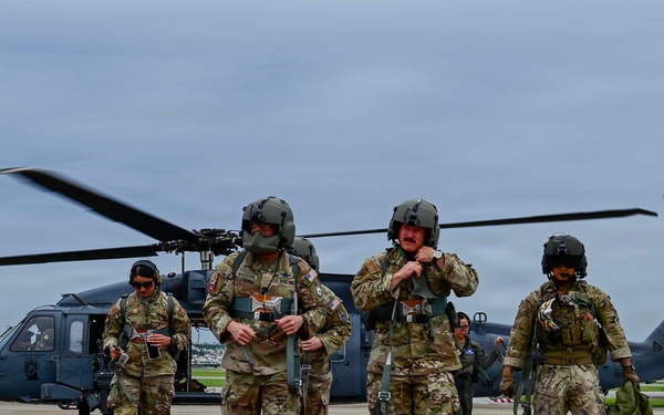 CMSSF tour Okinawa installations, highlights joint force integration