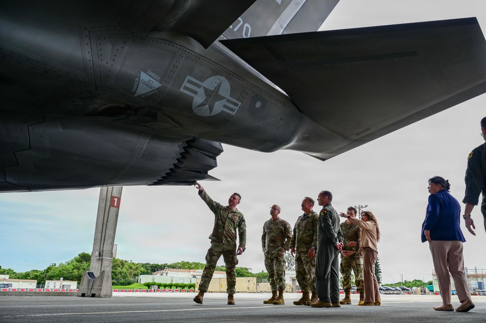CMSSF tour Okinawa installations, highlights joint force integration