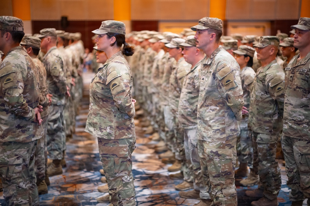 Oregon Soldiers honored at Salem ceremony after Horn of Africa deployment