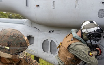 MWSS-172 Marines establish forward arming, refueling point