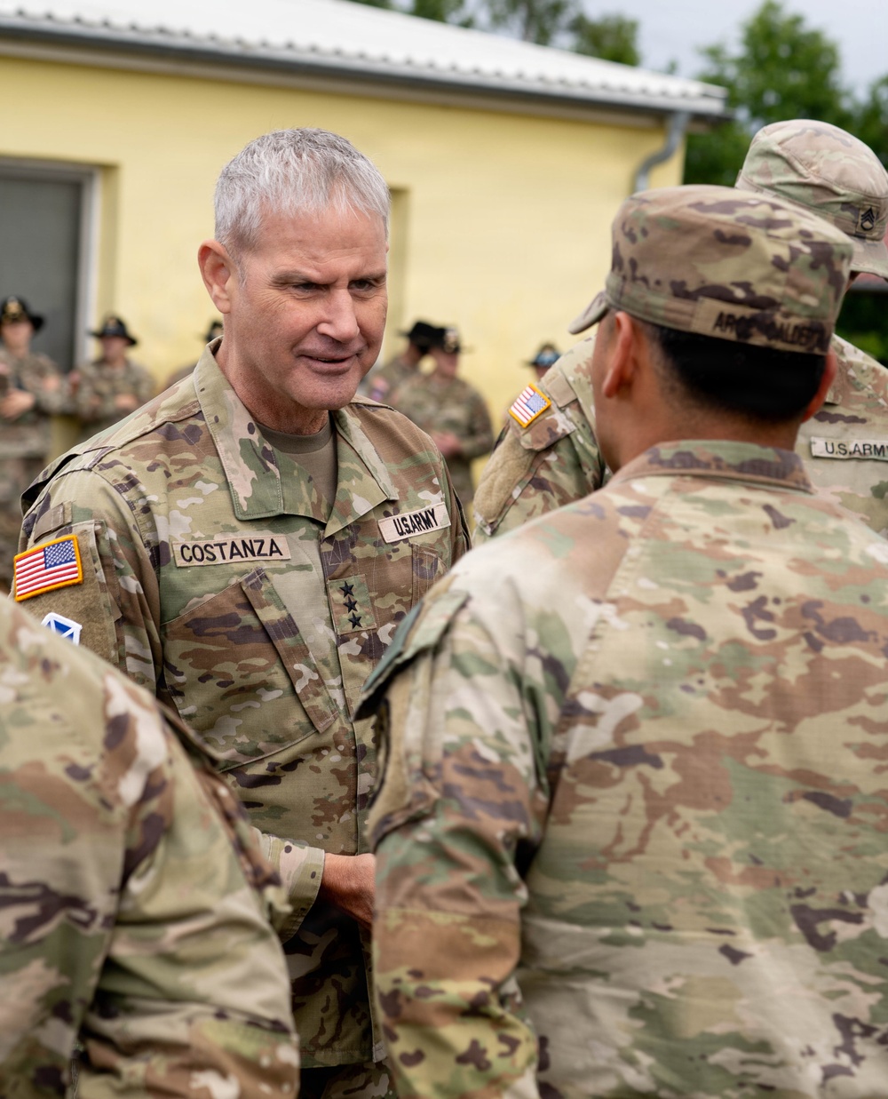 V Corps’ Best Squad Competition Awards