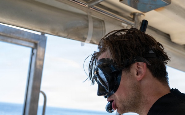 57 RQS strengthens combat dive readiness through buoyancy training