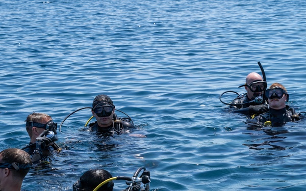 57 RQS strengthens combat dive readiness through buoyancy training