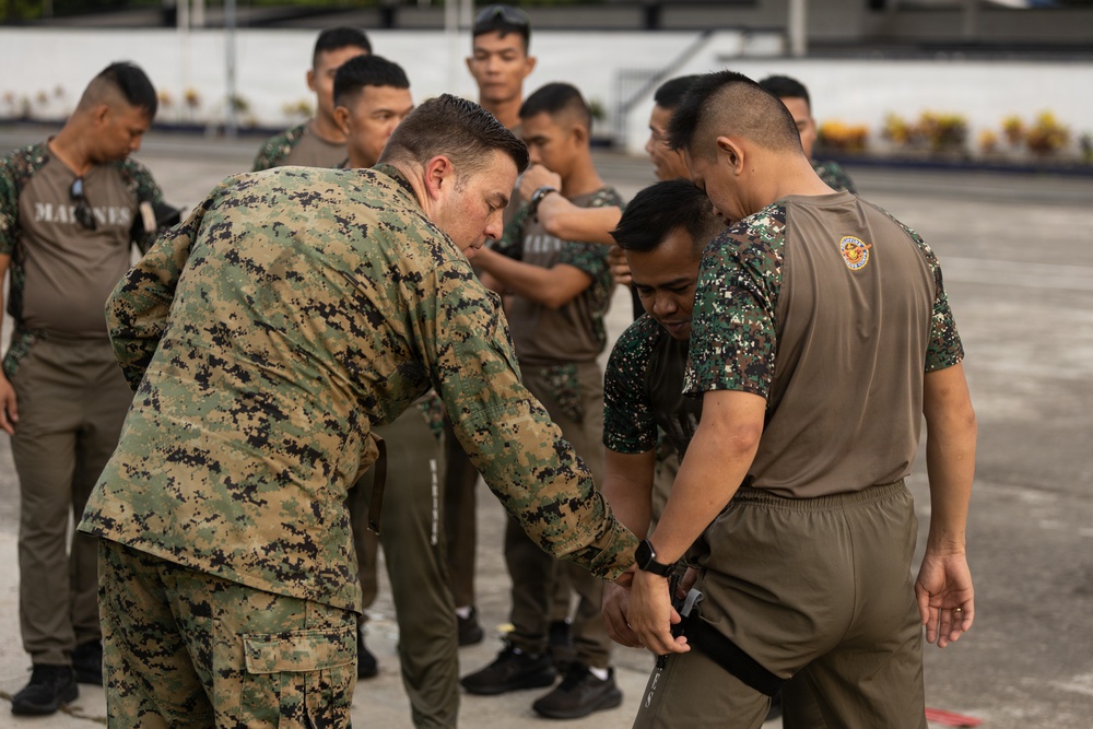 U.S. Marines Conduct Tactical Combat Casualty Care with Philippine Marines