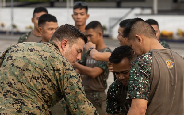 U.S. Marines Conduct Tactical Combat Casualty Care with Philippine Marines