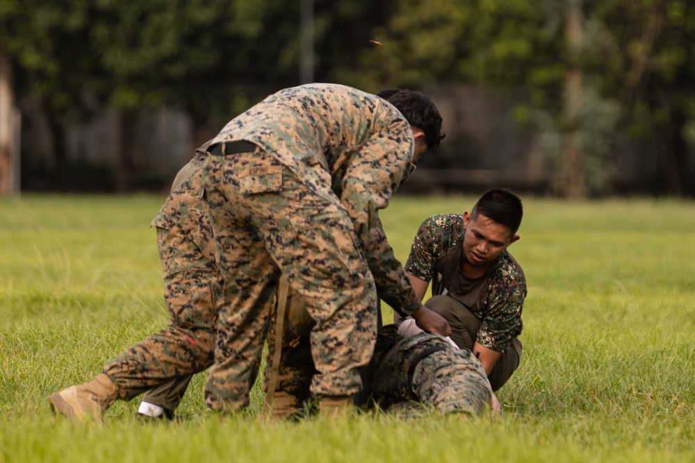 U.S. Marines Conduct Tactical Combat Casualty Care with Philippine Marines