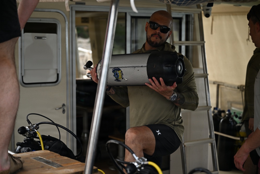 57 RQS develops future dive supervisors during deep dive training