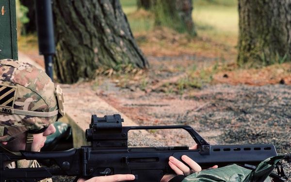 3rd CAB Soldier earns Schützenschnur
