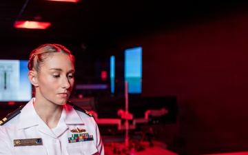 Street to Fleet: Lt. Sands’ Path To Surface Warfare Officer