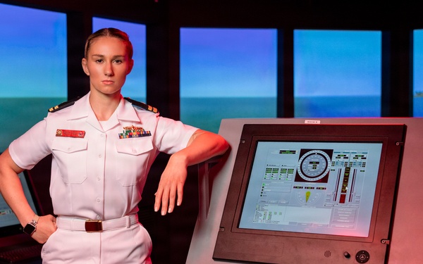 Street to Fleet: Lt. Sands’ Path To Surface Warfare Officer
