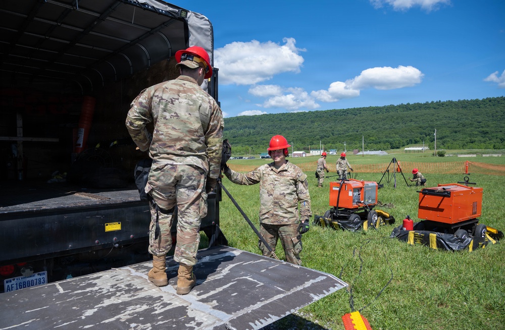 105th MDG and 105th CS participate in training exercise