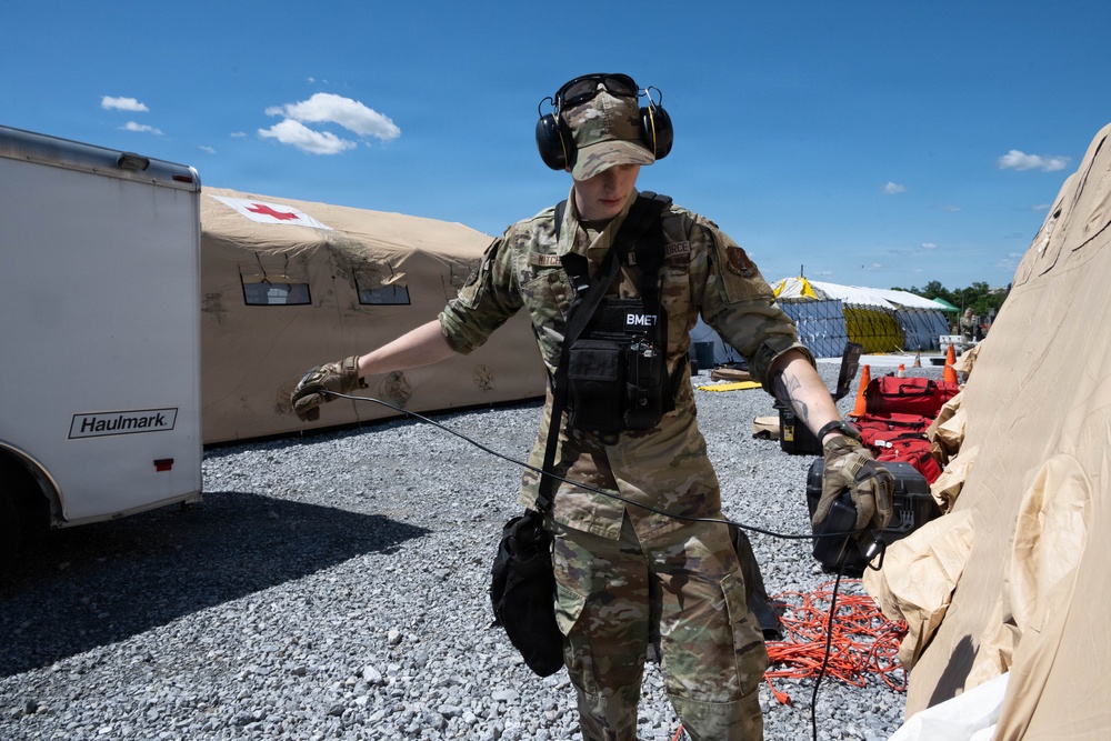 105th MDG and 105th CS participate in training exercise