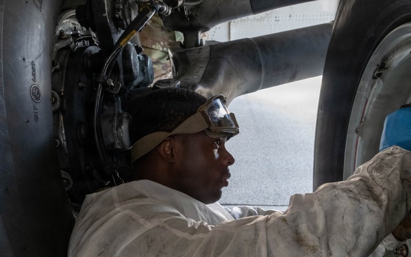 C-17 tire change