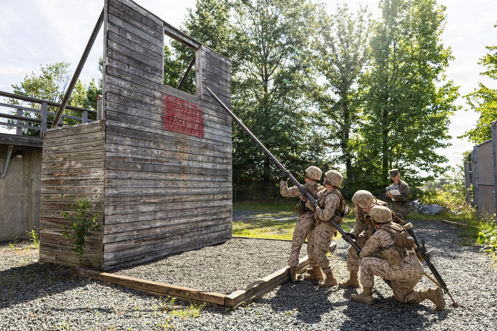 OCC 252 conduct the Leadership Reaction Course