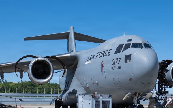 105th C-17 engine maintenance